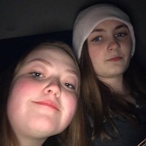 Meet your Posher, Alayna